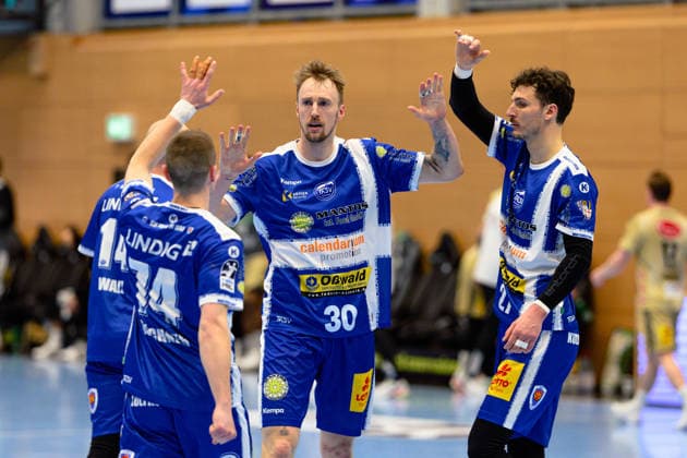 Dominik Solak ThSV Eisenach, 30 , Vincent Buechner ThSV Eisenach, 74 , Philipp Meyer ThSV Eisenach, 27 , Peter Walz ThSV Eisenach, 14 GER, ThSV Eisenach vs TSV Hannover Burgdorf, 1 Daikin Handballbundesliga, Handball, 28 Matchday, Season 2025 2026, 19 00 hrs, 10 04 2026 GER, ThSV Eisenach vs TSV Hannover Burgdorf, 1 Daikin Handballbundesliga, Handball, 28 Matchday, Season 2025 2026, 19 00 hrs, 10 04 2026 Eisenach Copyright: xEibner-Pressefoto MartinxHerbstx EP_MHT