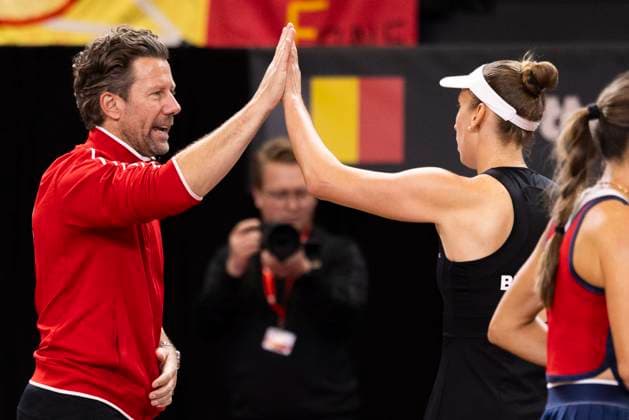 Billy Jean King cup Belgium v USA OOSTENDE, BELGIUM - APRIL 10 : Wim Fissette captain of Belgium, Elise Mertens of Belgium versus Mccartney Kessler (USA) pictured during a single match between Belgium and USA during the Billy Jean King cup 2026 Qualifiers at the Coretec Dome on April 10, 2026 in Oostende, Belgium, 10 04 2026 Oostende Belgium  Copyright: xXpix
