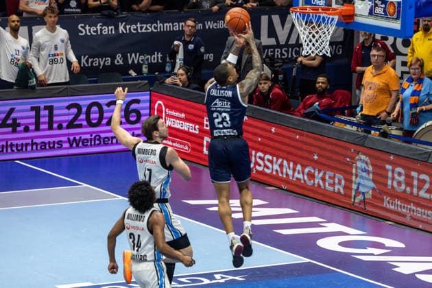 GER, easy Credit Basketball Bundesliga, Syntainics MBC Veolia Towers Hamburg 10 04 2026, Stadthalle, Weißenfels, GER, easy Credit Basketball Bundesliga, Syntainics MBC Veolia Towers Hamburg Charles Callison Syntainics MBC, 23 Â Photo Alexander Trienitz Weißenfels Stadthalle Sachsen Anhalt Germany