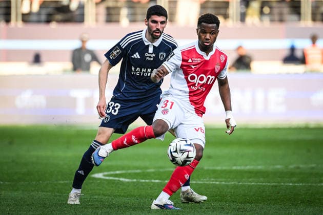 April 10, 2026, Paris, France, France: Pierre LEES-MELOU of Paris FC and Ansu FATI of Monaco during the Ligue 1 match between Paris FC and AS Monaco at Jean-Bouin Stadium on April 10, 2026 in Paris, France. Paris France - ZUMAm308 20260410_zsp_m308_011 Copyright: xMatthieuxMirvillex