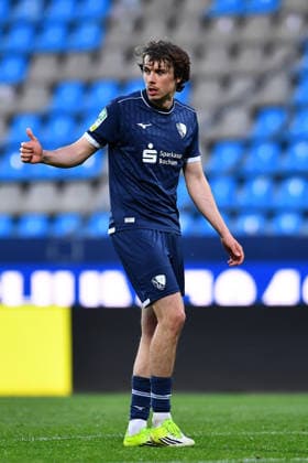 Fußball Herren Regionalliga West Saison 2025 2026 29. Spieltag: VfL Bochum U21, U 21 - Wuppertaler SV am 10.04.2026 im Vonovia Ruhrstadion in Bochum Louis Köster ( VfL Bochum U21 ) Nordrhein-Westfalen Deutschland *** Soccer Men Regionalliga West Season 2025 2026 29 Matchday VfL Bochum U21 Wuppertaler SV on 10 04 2026 at the Vonovia Ruhrstadion in Bochum Louis Köster VfL Bochum U21 North Rhine-Westphalia Germany