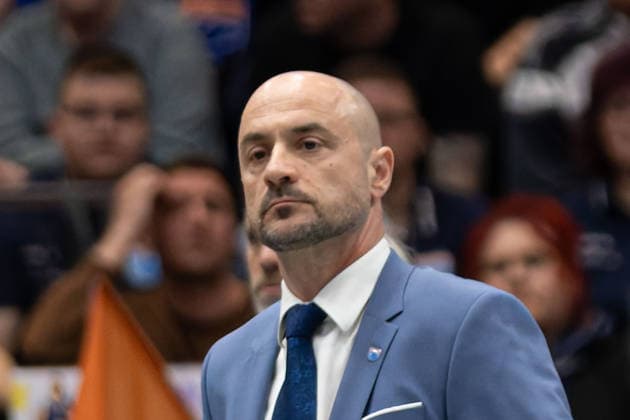 Milenko Bogicevic MBC, Head Coach , Syntainics MBC vs Veolia Towers Hamburg, Basketball, 1 Bundesliga, Men, Matchday 29, Season 2025 26, 10 04 2026 Weißenfels Stadthalle Sachsen Anhalt Germany