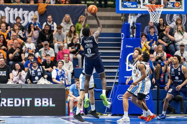 GER, easy Credit Basketball Bundesliga, Syntainics MBC Veolia Towers Hamburg 10 04 2026, Stadthalle, Weißenfels, GER, easy Credit Basketball Bundesliga, Syntainics MBC Veolia Towers Hamburg Khyri Thomas Syntainics MBC, 0 Â Photo Alexander Trienitz Weißenfels Stadthalle Sachsen Anhalt Germany