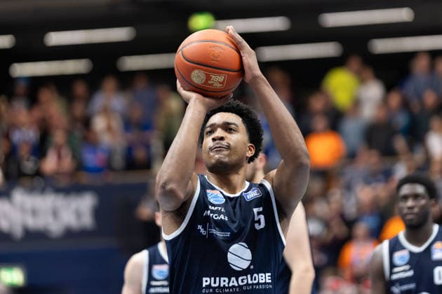 Marcus Foster MBC, 5 , Syntainics MBC vs Veolia Towers Hamburg, Basketball, 1 Bundesliga, Men, 29 Matchday, Season 2025 26, 10 04 2026 Weißenfels Stadthalle Sachsen Anhalt Germany