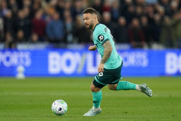 West Ham United v Wolverhampton Wanderers, Premier League Adam Armstrong of Wolverhampton Wanderers during the West Ham United v Wolverhampton Wanderers Premier League match at the London Stadium, London, England on 10 April 2026 Credit: Dylan Hepworth Every Second Media Editorial use only. All images are copyright Every Second Media Limited. No images may be reproduced without prior permission. All rights reserved. Premier League and Football League images are subject to licensing agreements with Football DataCo Limited. see https: www.football-dataco.com Copyright: xIMAGO EveryxSecondxMediax ESM-1908-0028 DylanxHepworthx xEveryxSecondxMediax