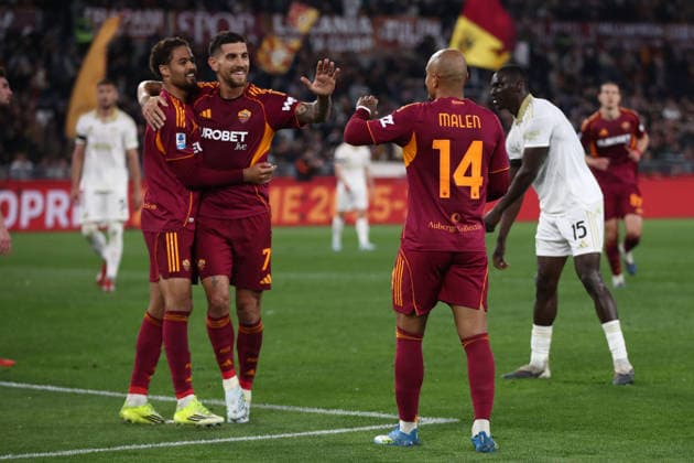 10.04.2026 Roma vs Pisa (Serie A) Calcio; 32Â° Giornata& xD;Nella foto: Esultanza& xD;(Foto Gino Mancini)  Copyright: xGinoxMancini IPAxSportx xipa-agency.netx xx IPA_73871607 IPA_Agency_IPA73871607
