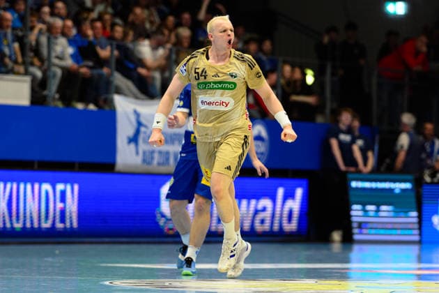 Justus Fischer TSV Hannover Burgdorf, 54 Cheers for the goal GER, ThSV Eisenach against TSV Hannover Burgdorf, 1 Daikin Handballbundesliga, Handball, 28 Matchday, Season 2025 2026, 19 00 hrs, 10 04 2026 GER, ThSV Eisenach against TSV Hannover Burgdorf, 1 Daikin Handballbundesliga, Handball, 28 Matchday, Season 2025 2026, 19 00 hrs, 10 04 2026 Eisenach Copyright: xEibner-Pressefoto MartinxHerbstx EP_MHT