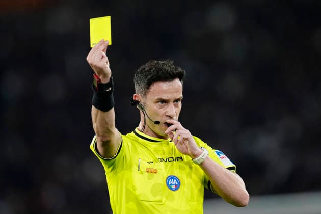 Referee Ermanno Feliciani gestures, , AS Roma v Pisa SC, Olimpico Stadium, April 10, 2026, Roma, Italy.