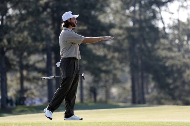 Golf 2026 Masters Tournament - Round 2 Tommy Fleetwood of England gestures on the 17th hole during Round 2 of the 2026 Masters tournament in August, Georgia, USA, 10 April 2026. Augusta United States  Copyright: xERIKxS.xLESSERx