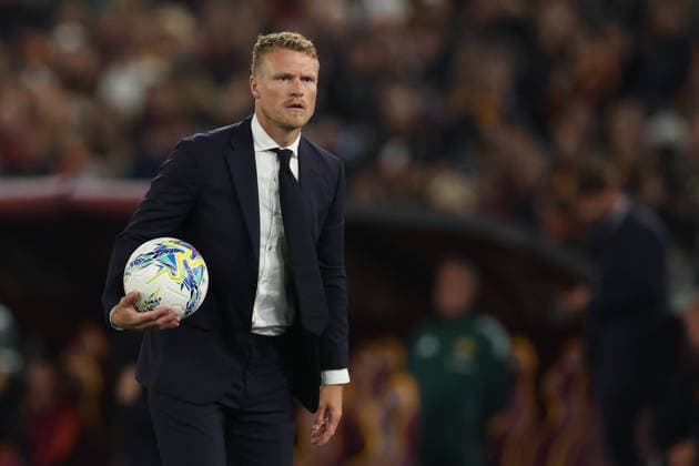 April 10, 2026, Rome, Lazio, Italy: Oscar Hiljemark coach of Pisa during Serie A soccer match AS Roma - Pisa SC Stadio Olimpico on April 10, 2026 in Rome , Italy. Rome Italy - ZUMAl131 20260410_zsp_l131_030 Copyright: xCiroxDexLucax
