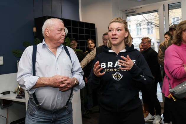 Boxen: Brave Boxing by Nina Meinke, Gym Eröffnung, Berlin, 10.04.2026 Ulli Wegner und Nina Meinke *** Boxing Brave Boxing by Nina Meinke, Gym opening, Berlin, 10 04 2026 Ulli Wegner and Nina Meinke