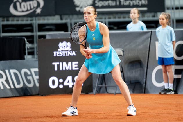 Katarzyna Kawa Vs Elina Svitolina - Billie Jean King Cup Qualifiers. Elina Svitolina of Ukraine competes in the Billie Jean King Cup Qualifiers, women s singles tennis match against Poland at the PreZero Arena in Gliwice, Poland, on April 10, 2026. Gliwice Poland  Copyright: xMarcinxGolbax originalFilename:golba-katarzyn260410_npI2R.jpg