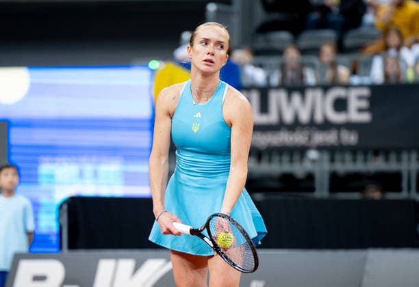 Katarzyna Kawa Vs Elina Svitolina - Billie Jean King Cup Qualifiers. Elina Svitolina of Ukraine competes in the Billie Jean King Cup Qualifiers, women s singles tennis match against Poland at the PreZero Arena in Gliwice, Poland, on April 10, 2026. Gliwice Poland  Copyright: xMarcinxGolbax originalFilename:golba-katarzyn260410_nppPs.jpg