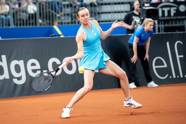 Katarzyna Kawa Vs Elina Svitolina - Billie Jean King Cup Qualifiers. Elina Svitolina of Ukraine competes in the Billie Jean King Cup Qualifiers, women s singles tennis match against Poland at the PreZero Arena in Gliwice, Poland, on April 10, 2026. Gliwice Poland  Copyright: xMarcinxGolbax originalFilename:golba-katarzyn260410_npWYg.jpg