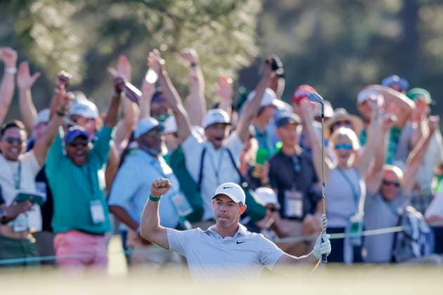 Golf 2026 Masters Tournament - Round 2 epaselect Rory McIlroy of Northern Ireland reacts after making a chip shot for a birdie on the 17th hole during the round 2 of the 2026 Masters Tournament at the Augusta National Golf Club in Augusta, Georgia, USA, 10 April 2026. Augusta GEORGIA United States  Copyright: xERIKxS.xLESSERx