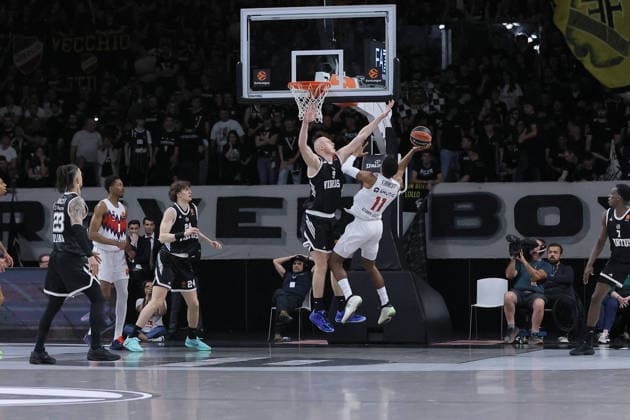 BASKET - Euroleague - Virtus Bologna vs Baskonia Vitoria 11 Trent Forrest Vitoria-Gasteiz Match BASKETBALL - EUROLEAGUE Virtus Bologna vs Kosner Baskonia Vitoria-Gasteiz 10-04-2026 09 Alen SMAILAGIC Virtus Bologna Match BASKETBALL - EUROLEAGUE Virtus Bologna vs Kosner Baskonia Vitoria-Gasteiz 10-04-2026 during Virtus Bologna vs Baskonia Vitoria, Basketball Euroleague match in Bologna, Italy, April 10 2026 Bologna Italy  Copyright: xIPAxSport ABACAx