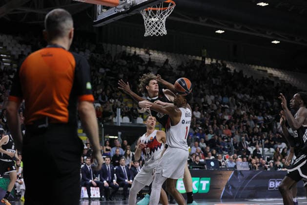 BASKET - Euroleague - Virtus Bologna vs Baskonia Vitoria 24 Francesco Ferrari Virtus Bologna Match BASKETBALL - EUROLEAGUE Virtus Bologna vs Kosner Baskonia Vitoria-Gasteiz 10-04-2026 01 Mamadi Diakite Vitoria-Gasteiz Match BASKETBALL - EUROLEAGUE Virtus Bologna vs Kosner Baskonia Vitoria-Gasteiz 10-04-2026 10 Matteo Spagnolo Vitoria-Gasteiz Match BASKETBALL - EUROLEAGUE Virtus Bologna vs Kosner Baskonia Vitoria-Gasteiz 10-04-2026 during Virtus Bologna vs Baskonia Vitoria, Basketball Euroleague match in Bologna, Italy, April 10 2026 Bologna Italy  Copyright: xIPAxSport ABACAx