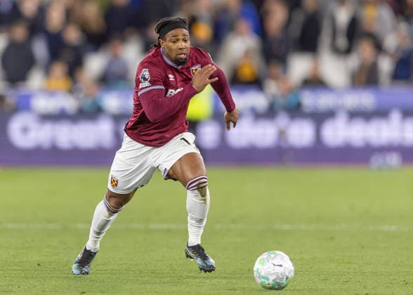 West Ham United v Wolverhampton Wanderers, Premier League, Football, The London Stadium, London, UK - 10 Apr 2026 Adama of West Ham United (17) in action London The London Stadium Stratford GBR, UK NEWSPAPERS OUT Copyright: xEllixBirchx