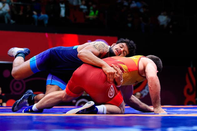 Senior Wrestling Asian Championships 86kg FS - Mukul Dahiya (IND) df. Khidir Kurban A Saipudinov (BRN) *** Senior Wrestling Asian Championships 86kg FS Mukul Dahiya IND df Khidir Kurban A Saipudinov BRN Copyright: xKostadinxAndonovx xUnitedxWorldxWrestlingx Kostadin Andonov United World Wrestling