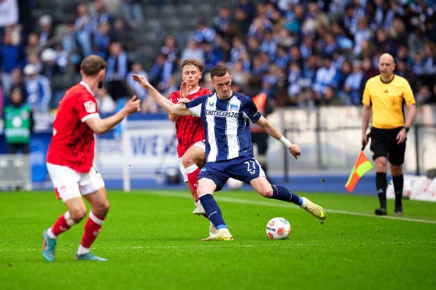 Niklas Kolbe Hertha BSC, 27 , GER, Hertha BSC vs ,1 FC Kaiserslautern, 2 Bundesliga, Season 2025 2026, 29 Matchday, 11 04 2026 DFL REGULATIONS PROHIBIT ANY USE OF PHOTOGRAPHS AS IMAGE SEQUENCES AND OR QUASI VIDEO GER, Hertha BSC vs ,1 FC Kaiserslautern, 2 Bundesliga, Season 2025 2026, 29 Matchday, 11 04 2026 Berlin Copyright: xClaudiusxRauch,xEibner-Pressefotox xClaudiusxRauchx EP_CRH