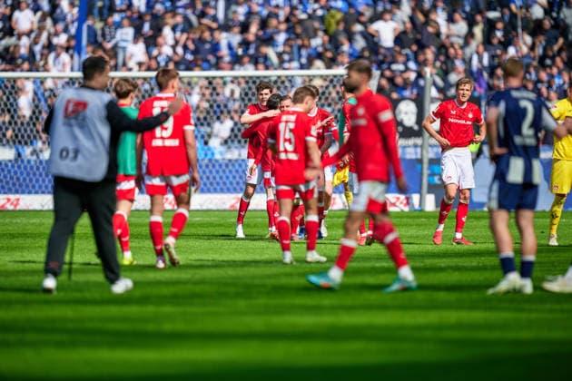 1 FC Kaiserslautern, cheers about victory, GER, Hertha BSC vs ,1 FC Kaiserslautern, 2 Bundesliga, Season 2025 2026, Matchday 29, 11 04 2026 DFL REGULATIONS PROHIBIT ANY USE OF PHOTOGRAPHS AS IMAGE SEQUENCES AND OR QUASI VIDEO GER, Hertha BSC vs ,1 FC Kaiserslautern, 2 Bundesliga, Season 2025 2026, Matchday 29, 11 04 2026 Berlin Copyright: xClaudiusxRauch,xEibner-Pressefotox xClaudiusxRauchx EP_CRH