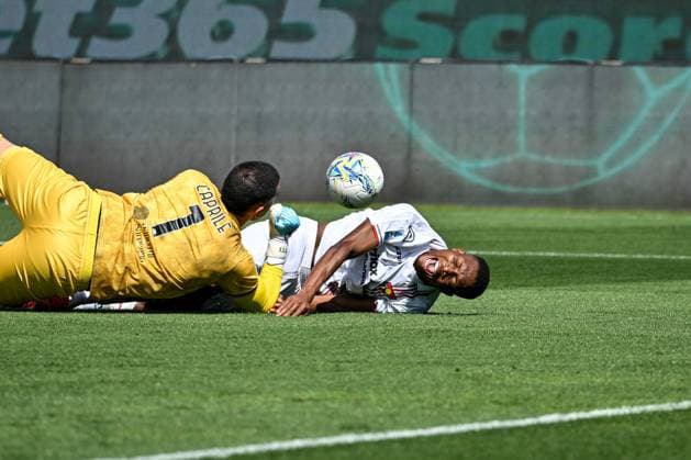 David Okereke of US Cremonese during Cagliari Calcio vs US Cremonese, Italian soccer Serie A match in Cagliari, Italy, April 11 2026  Copyright: xLuigixCanu IPAxSportx xipa-agency.netx xx IPA_73885407 IPA_Agency_IPA73885407