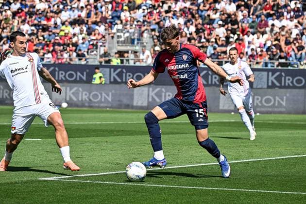 Juan Rodriguez of Cagliari Calcio during Cagliari Calcio vs US Cremonese, Italian soccer Serie A match in Cagliari, Italy, April 11 2026  Copyright: xLuigixCanu IPAxSportx xipa-agency.netx xx IPA_73885430 IPA_Agency_IPA73885430