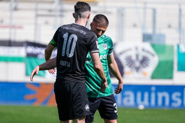 Germany Soccer 2 Bundesliga, Season 2025 26, 29 Matchday, Preußen Münster vs SpVgg Greuther Fürth, 11 04 2026, LVM Preußenstadion Münster, North Rhine-Westphalia Branimir Hrgota SpVgg Greuther Fürth, 10 Tobias Raschl Preußen Münster, 32 Copyright: xLeonxFrickx