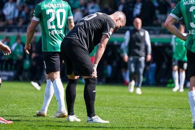 Germany Soccer 2 Bundesliga, Season 2025 26, Matchday 29, Preußen Münster vs SpVgg Greuther Fürth, 11 04 2026, LVM Preußenstadion Münster, North Rhine-Westphalia Jan Elvedi SpVgg Greuther Fürth, 15 Copyright: xLeonxFrickx