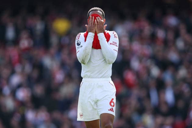 Arsenal gegen Bournemouth 11. April 2026, London Premier League Fußball Arsenal gegen AFC Bournemouth Gabriel von Arsenal reagiert nach Ablauf der Spielzeit, nachdem Arsenal 2  Copyright: xCharlottexWilsonx xOffsidexOffside