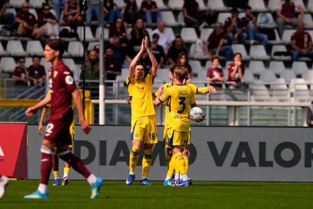 Verona s Bowie celebrates after scoring the 1-1 goal for his team during the Serie A soccer match between Torino Fc and Hellas Verona at the Stadio Olimpico Grande Torino in Turin, north west Italy - April 11, 2026. - Soccer  Copyright: xFabioxFerrari LaPressex