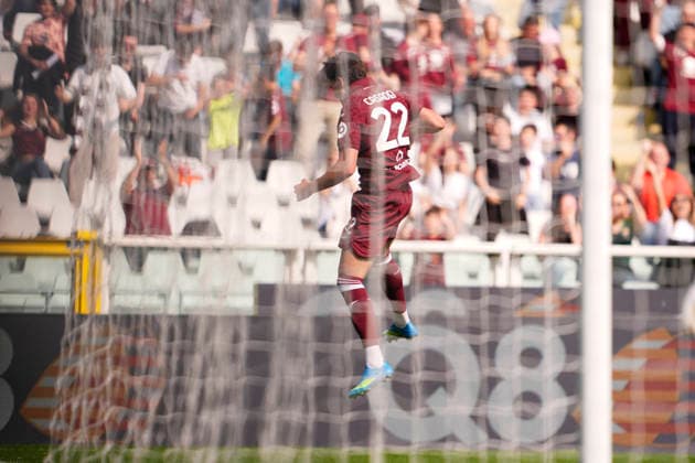 Torino™s Cesare Casadei celebrates after scoring the 2-1 goal for his team during the Serie A soccer match between Torino Fc and Hellas Verona at the Stadio Olimpico Grande Torino in Turin, north west Italy - April 11, 2026. - Soccer  Copyright: xFabioxFerrari LaPressex