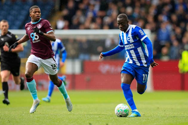 Burnley v Brighton and Hove Albion, Premier League Yankuba Minteh (11) of Brighton & Hove Albion runs with the ball during the Premier League match between Burnley and Brighton and Hove Albion at Turf Moor, Burnley, UK on 11 April 2026. Burnley Turf Moor Lancashire UK Editorial use only DataCo restrictions apply See www.football-dataco.com , Copyright: xConorxMolloyx PSI-24053-0033