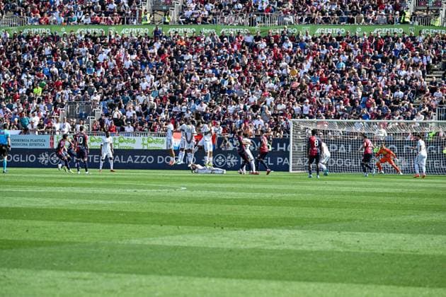 Gianluca Gaetano of Cagliari Calcio during Cagliari Calcio vs US Cremonese, Italian soccer Serie A match in Cagliari, Italy, April 11 2026  Copyright: xLuigixCanu IPAxSportx xipa-agency.netx xx IPA_73888049 IPA_Agency_IPA73888049