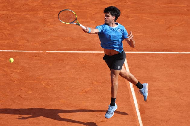 Rolex Monte-Carlo Masters - Day Seven Carlos Alcaraz of Spain plays a forehand during his Semi Final match against Valentin Vacherot of Monaco on day Seven of the Rolex Monte-Carlo Masters at Monte-Carlo Country Club on April 11, 2026 in Monte-Carlo, Monaco. Monaco Monte-Carlo Country Club Monte_Carlo Monaco Copyright: xAllstarxPicturexLibraryxLtdx
