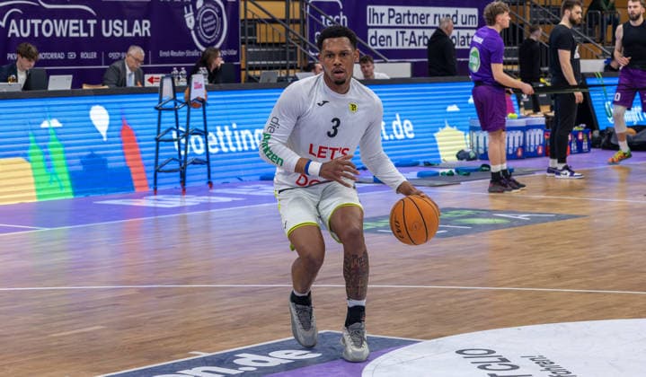 Barmer 2 Basketball Bundesliga ProA, BG Goettingen vs BBC Bayreuth, Sparkassen Arena Goettingen 11 04 2026 ProA, Goettingen, Germany 11 04 2026 Rayshawn Mart BBC Bayreuth, 3 on Why, Barmer ProA 2 Basketball Bundesliga, BG Goettingen vs BBC Bayreuth game, Sparkassen Arena Goettingen Copyright: xBEAUTIFULxSPORTS Freudensteinx