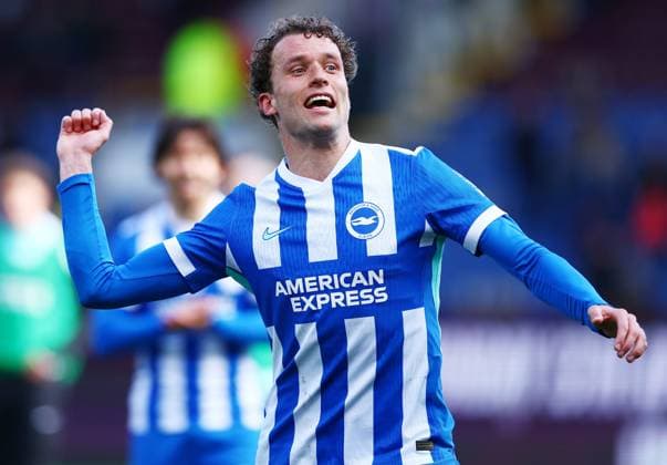 Mats Wieffer of Brighton & Hove Albion celebrates at the end of the match Burnley v Brighton and Hove Albion, Premier League, Football, Turf Moor, Burnley, UK - 11 Apr 2026Burnley Turf Moor United Kingdom EDITORIAL USE ONLY No use with unauthorised audio, video, data, fixture lists, club league logos or live services. Online in-match use limited to 120 images, no video emulation. No use in betting, games or single club league player publications. Copyright: xMattxWest Shutterstockx 16823549ai