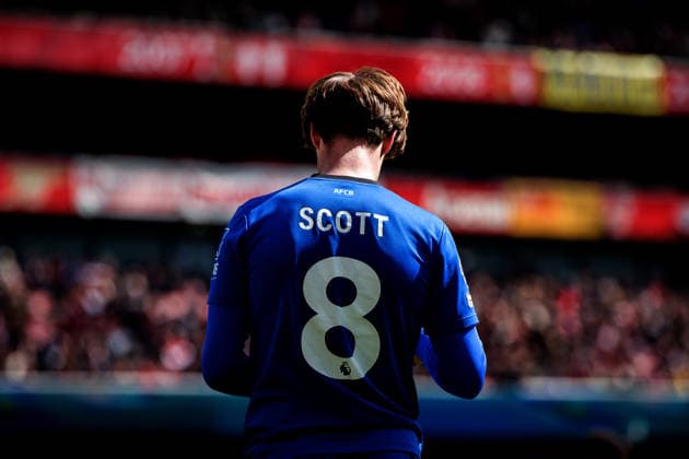 LONDON, ENGLAND - APRIL 11: Alex Scott of Bournemouth during the Premier League match between Arsenal and Bournemouth at Emirates Stadium on April 11, 2026 in London, England.  Copyright: xPedroxPorru MBxMediax