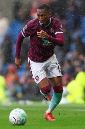 Burnley v Brighton and Hove Albion, Premier League Jaidon Anthony (11) of Burnley runs with the ball during the Premier League match between Burnley and Brighton and Hove Albion at Turf Moor, Burnley, UK on 11 April 2026. Burnley Turf Moor Lancashire UK Editorial use only DataCo restrictions apply See www.football-dataco.com , Copyright: xConorxMolloyx PSI-24053-0071