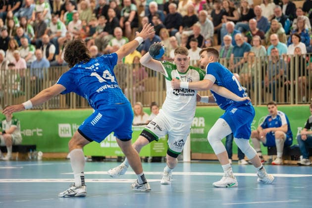 Handball I Men I Season 2025 2026 I 2 Bundesliga I 27 Matchday I HC Oppenweiler Backnang Dessau Roßlauer HV I 11 04 2026 Timm Buck 6, HC Oppenweiler Backnang with ball Backnang Murrtal Arena Baden Württemberg Germany Copyright: xLobeca MaxxPetershansx
