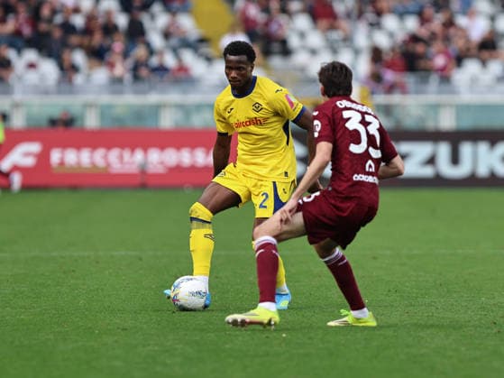 Torino FC v Hellas Verona FC - Serie A Daniel Oyegoke participates in the Serie A 2025-2026 match between Torino and Verona in Torino, Italy, on April 11, 2026. Torino Italy  Copyright: xLorisxRosellix originalFilename:roselli-torinovv260411_npdx2.jpg