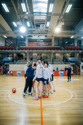 BB 1BL Women Syntainics MBC Lions BC Pharmaserv Marburg GISA Lions MBC enter the arena during the 2025 2026 season in the semi-final playoff in game 1 of 5 in the DBBL Toyota Bundesliga Syntainics MBC Lions and BC Pharmaserv Marburg at the SWH Arena on April 11, 2026 in Halle Saale, Saxony Anhalt, Germany