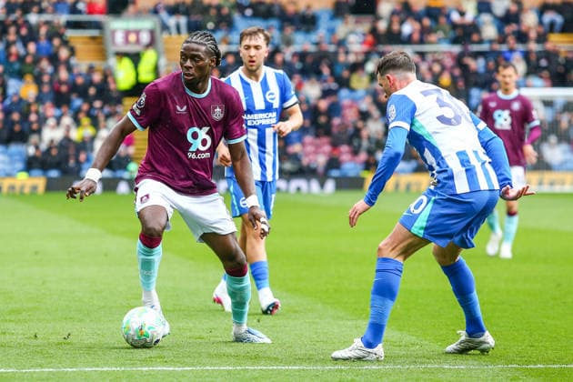 Burnley v Brighton & Hove Albion, Premier League Lesley Ugochukwu of Burnley in action during the Burnley v Brighton & Hove Albion Premier League match at Turf Moor, Burnley, England on 11 April 2026 Credit: Richard Bierton Every Second Media Editorial use only. All images are copyright Every Second Media Limited. No images may be reproduced without prior permission. All rights reserved. Premier League and Football League images are subject to licensing agreements with Football DataCo Limited. see https: www.football-dataco.com Copyright: xIMAGO EveryxSecondxMediax ESM-1901-0058 RichardxBiertonx xEveryxSecondxMediax
