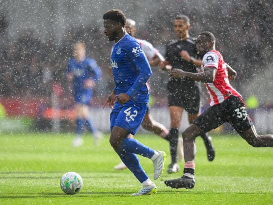 Brentford v Everton Premier League Tim Iroegbunam of Everton in action during the Premier League match at the Gtech Community Stadium, Brentford 11 04 2026 UK Newspapers OUT Copyright: xGraemexWilcocksonx FIL-23267-0152