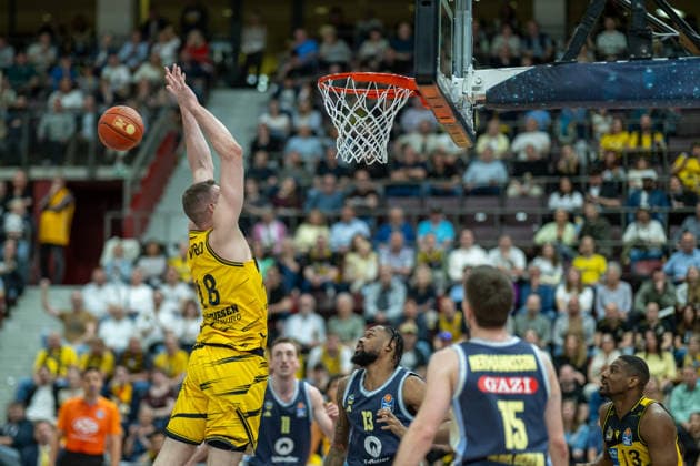 Jonas Wohlfarth Bottermann MHP RIESEN Ludwigsburg, 18 , , GER, MHP RIESEN Ludwigsburg vs ALBA Berlin, Basketball Bundesliga, easycredit BBL, 29 Matchday, Season 2025 2026, 11 04 2026, GER, MHP RIESEN Ludwigsburg vs ALBA Berlin, Basketball Bundesliga, easycredit BBL, 29 Matchday, Season 2025 2026, 11 04 2026 Ludwigsburg Copyright: xEibner-Pressefoto SaschaxWaltherx EP_EER