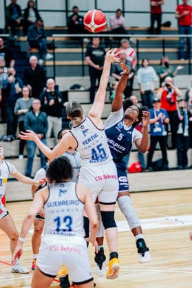 BB 1BL Women Syntainics MBC Lions BC Pharmaserv Marburg Khalis Cain GISA Lions MBC , Allyson Fertig BC Pharmaserv Marburg during the 2025 2026 season in the semifinal playoff in game 1 of 5 in the DBBL Toyota Bundesliga Syntainics MBC Lions and BC Pharmaserv Marburg at SWH Arena on April 11, 2026 in Halle Saale, Sachsen Anhalt, Germany