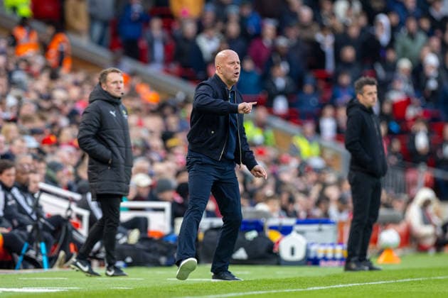 Football - FA Premier League - Liverpool FC v Fulham FC LIVERPOOL, ENGLAND - Saturday, April 11, 2026: Liverpool s head coach Arne Slot during the FA Premier League match between Liverpool FC and Fulham FC at Anfield. (Photo by David Rawcliffe Propaganda) LIVERPOOL Anfield MERSEYSIDE ENGLAND  Copyright: xDavidxRawcliffex P2026-04-11-Liverpool_Fulham-82