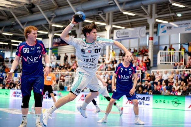 Dormagen, 11 04 2026, Handball, Men, 2 Bundesliga, 27 Matchday, 2025 2026 TSV Bayer Dormagen SG BBM Bietigheim Alexander Pfeifer SG BBM Bietigheim, 31 on goal throw Dormagen TSV Bayer Sportcenter NRW Germany