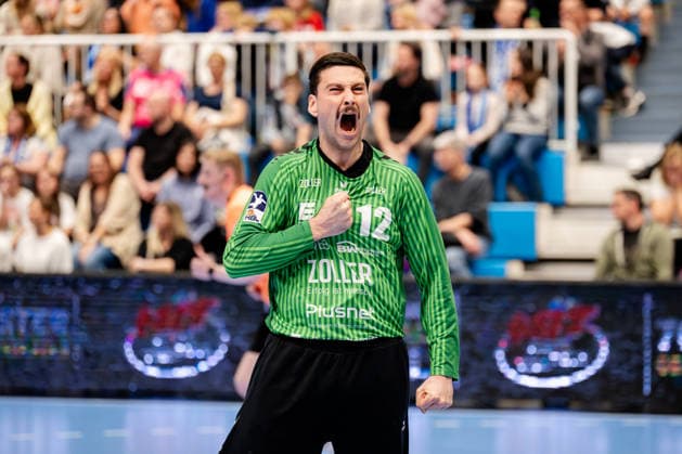 Dormagen, 11 04 2026, Handball, Men, 2 Bundesliga, 27 Matchday, 2025 2026 TSV Bayer Dormagen SG BBM Bietigheim Martin Tomovski SG BBM Bietigheim, 12 cheers after a save Dormagen TSV Bayer Sportcenter NRW Germany