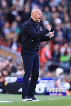 Fußball Premier League Liverpool gegen Fulham 11. April 2026 Premier League Liverpool gegen Fulham Liverpool-Manager Arne Slot Foto Simon Stacpoole Abseits Liverpool UK  Copyright: xSimonxStacpoolexOffside
